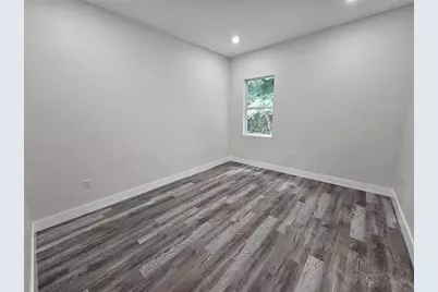 3525 McIntosh Road, Sarasota, FL 34232 - Photo 7