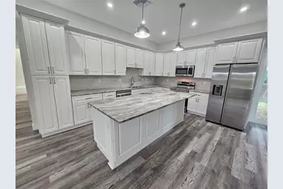 3525 McIntosh Road, Sarasota, FL 34232 - Photo 3