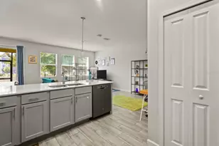 9174 Tecumseh Dr, Orlando, FL 32825 - Photo 15