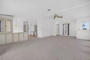1506 Hillcrest Dr, Lady Lake, FL 32159 - Photo 5