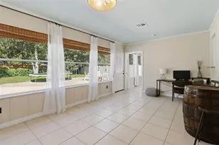 27627 Lois Dr, Tavares, FL 32778 - Photo 19