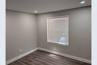24304 Maxwell Street, Astor, FL 32102 - Photo 15