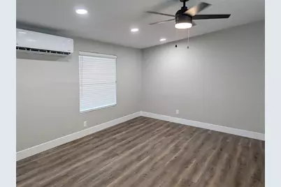 24304 Maxwell Street, Astor, FL 32102 - Photo 3