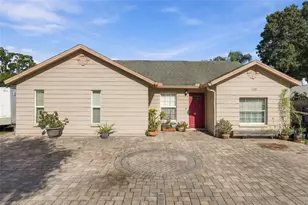 1925 Castle Bay Ct, Oldsmar, FL 34677 - Photo 1