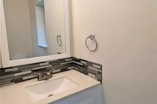 3111 Creekglen Ct, Brandon, FL 33511 - Photo 9