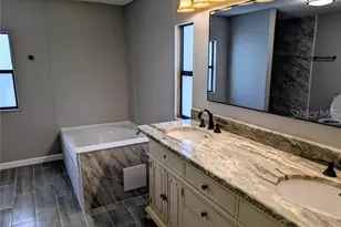 25836 Manhattan Ln, Astor, FL 32102 - Photo 9