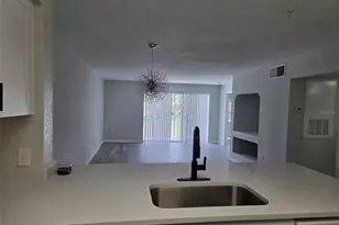 14013 Fairway Island Dr, Orlando, FL 32837 - Photo 3
