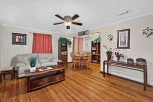 210 Nebraska Ave, Leesburg, FL 34748 - Photo 5
