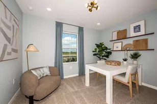 24500 SW Kingsway Cir, Lake Suzy, FL 34269 - Photo 13