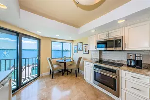 240 Sand Key Estates Dr, Clearwater, FL 33767 - Photo 7