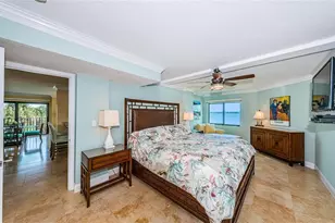 240 Sand Key Estates Dr, Clearwater, FL 33767 - Photo 9
