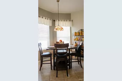 2863 Middleton Circle, Kissimmee, FL 34743 - Photo 9