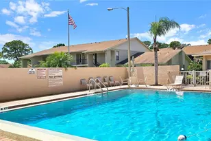 2763 Woodgate Ln, Sarasota, FL 34231 - Photo 13