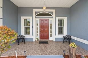 126 Lake Mariam Way - Photo 3