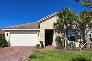 3924 Carrick Bend Dr, Kissimmee, FL 34746 - Photo 1