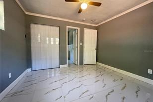 1039 25th St - Photo 5