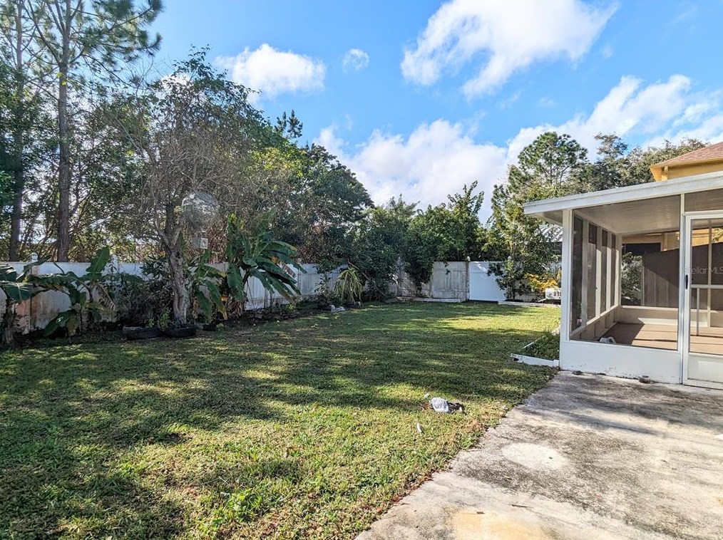 918 Cannes Dr, Kissimmee FL 34759-3815 exterior