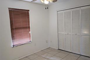 918 Cannes Dr - Photo 17