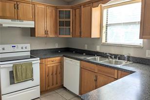 918 Cannes Dr - Photo 9