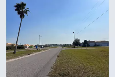 7 Poinciana Drive, Indian Lake Estates, FL 33855 - Photo 7