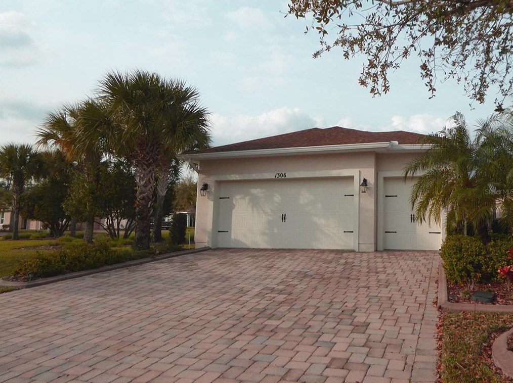 1306 Harbor Ridge Dr, Kissimmee FL 34759-6211 exterior