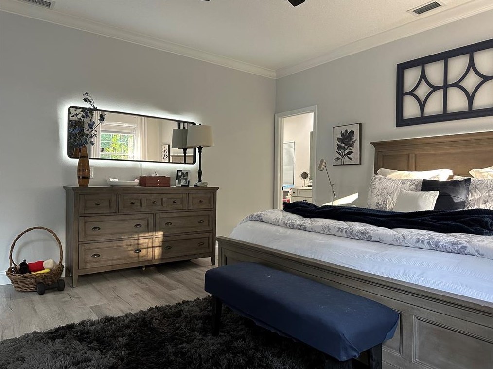 717 Ridgewood Ave, Deland FL  32720-2644 exterior