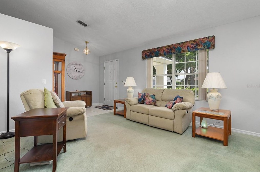 415 Westwind Dr, Davenport FL  33896-6613 exterior