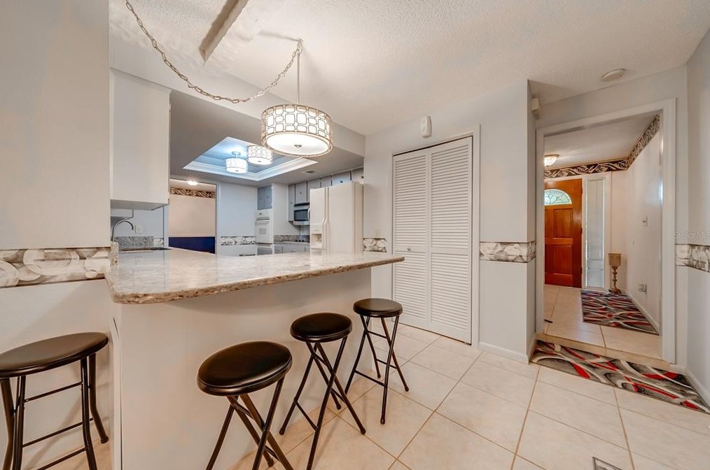 1434 Paula Dr, Apopka FL  32703-7423 exterior