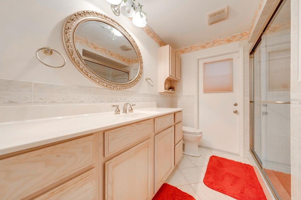 1434 Paula Dr, Apopka FL  32703-7423 exterior