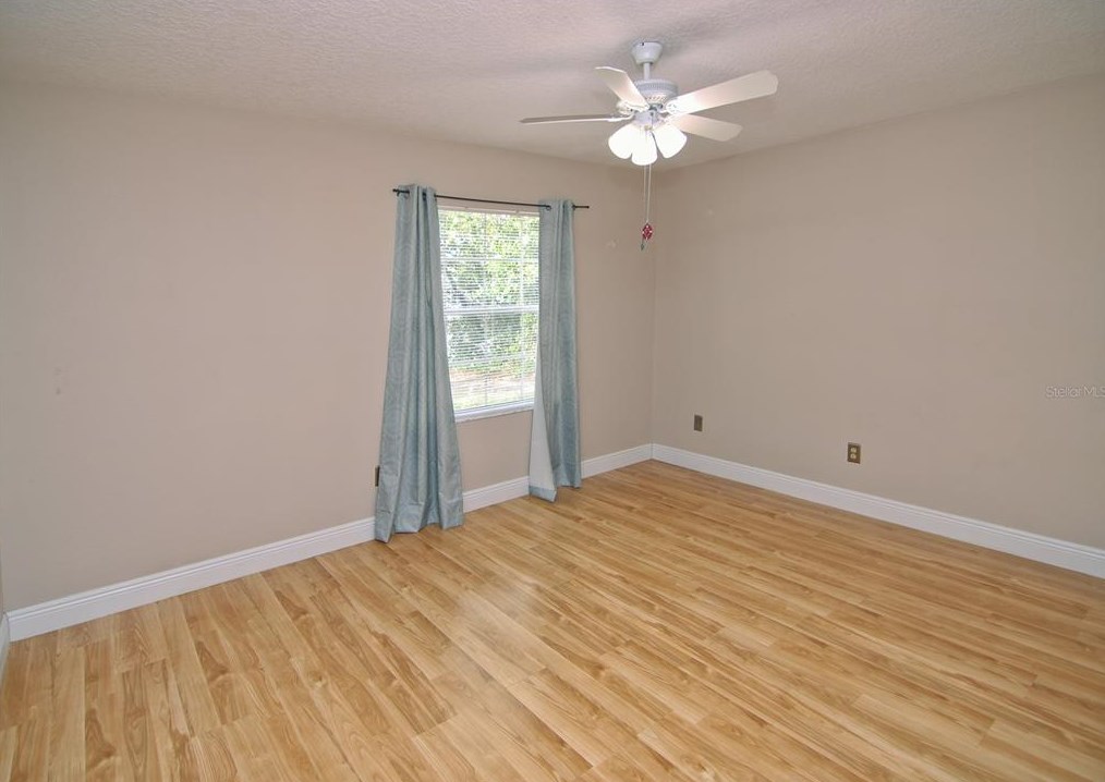 3173 Hoover Dr, Deltona FL  32738-2128 exterior