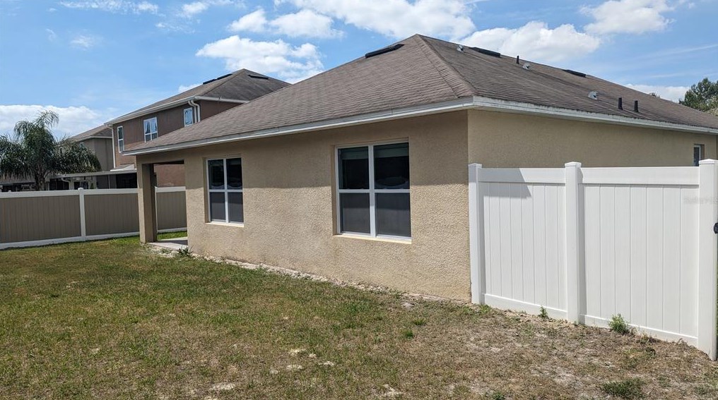 3457 Berkshire Woods Ter, Deltona FL  32725 exterior