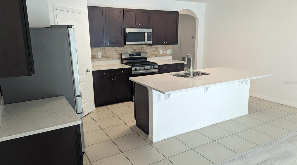3457 Berkshire Woods Ter, Deltona FL  32725 exterior