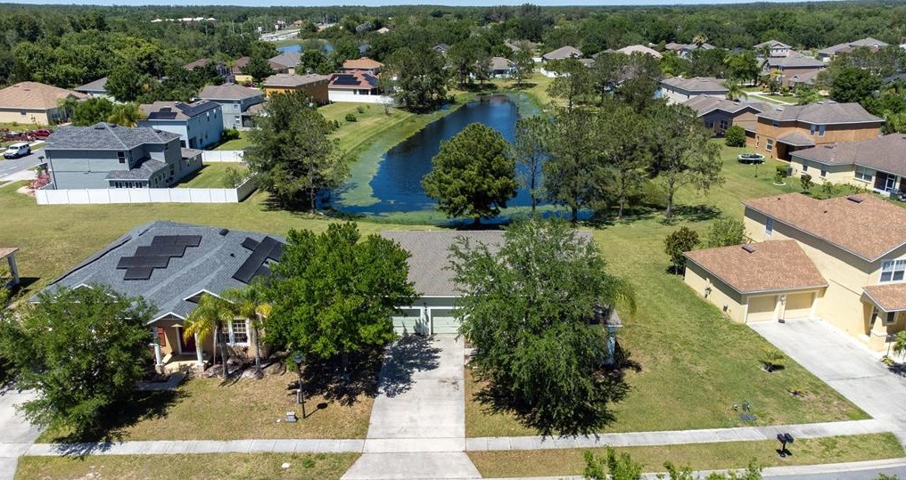 3260 Marshfield Preserve Way, Kissimmee FL 34746-2112 exterior