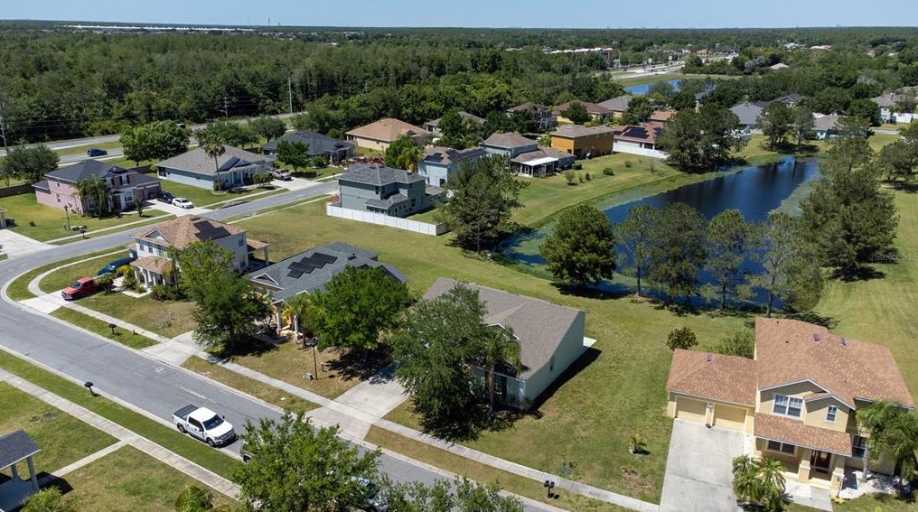 3260 Marshfield Preserve Way, Kissimmee FL 34746-2112 exterior