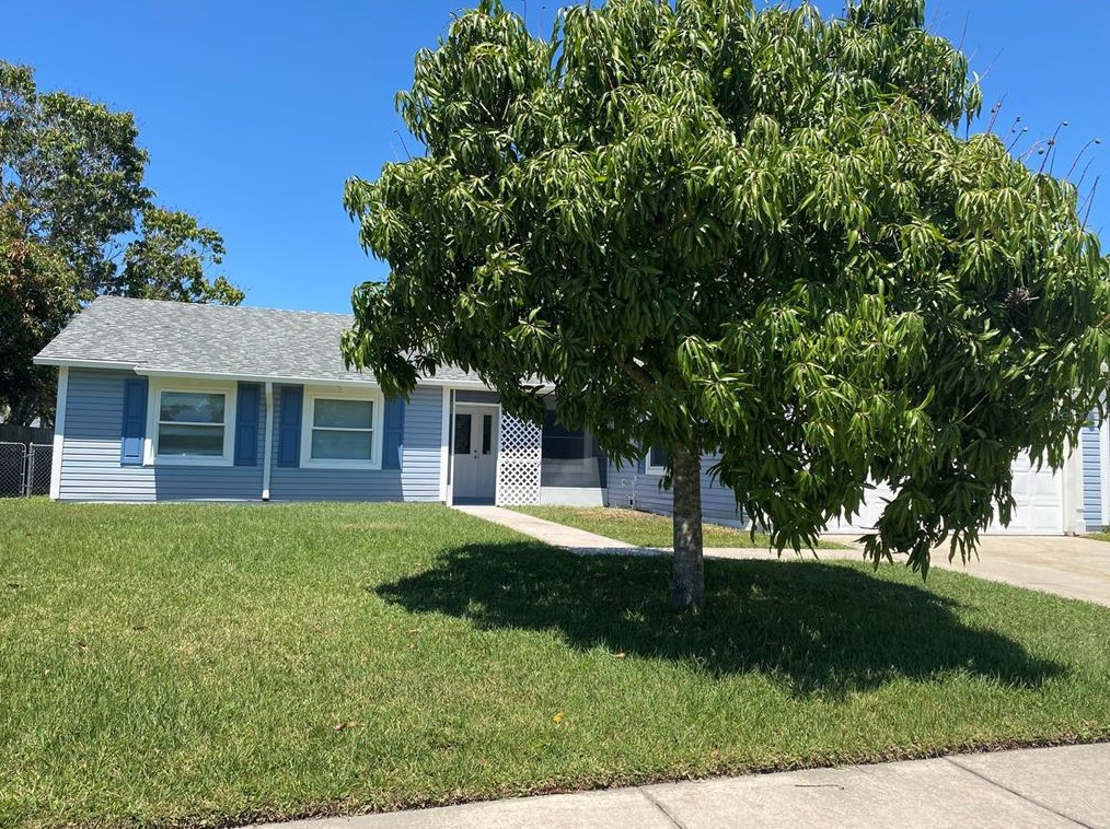 1525 Colony Ave, Kissimmee FL  34744-4013 exterior