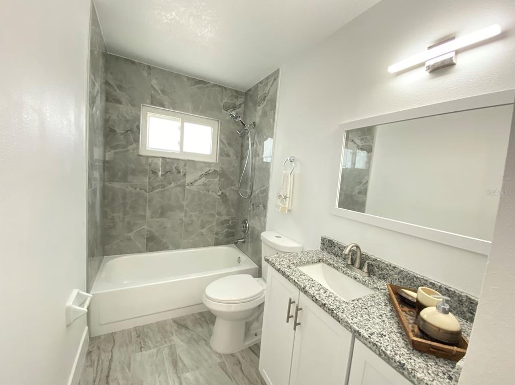 1525 Colony Ave, Kissimmee FL  34744-4013 exterior