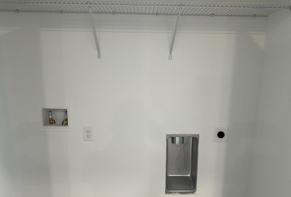 439 Albatross Way, Kissimmee FL 34759-2101 exterior