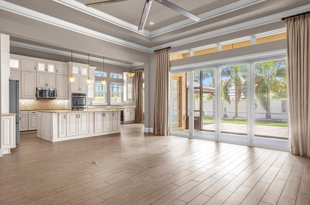 8107 Chilton Dr, Orlando FL 32836-5834 exterior