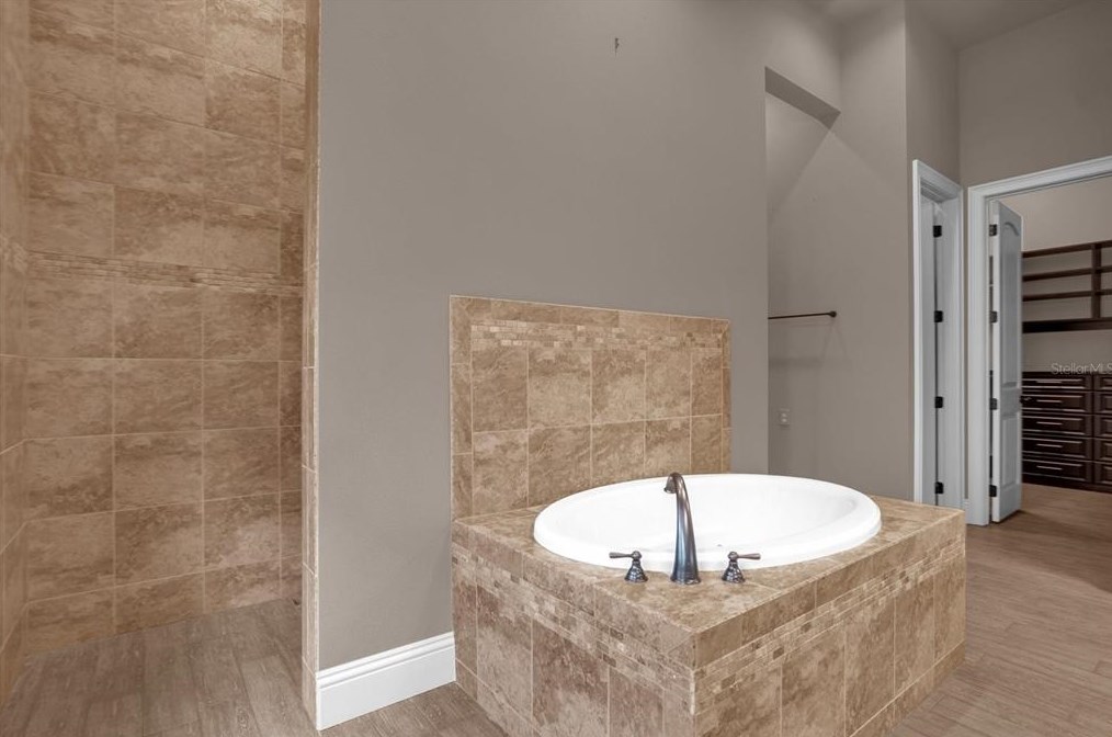 8107 Chilton Dr, Orlando FL 32836-5834 exterior