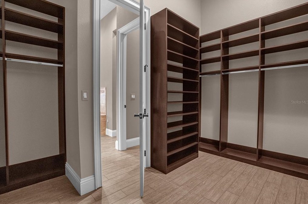 8107 Chilton Dr, Orlando FL 32836-5834 exterior