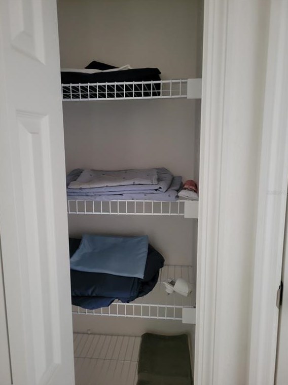 4005 Marina Isle Dr, Kissimmee FL 34746-1835 exterior