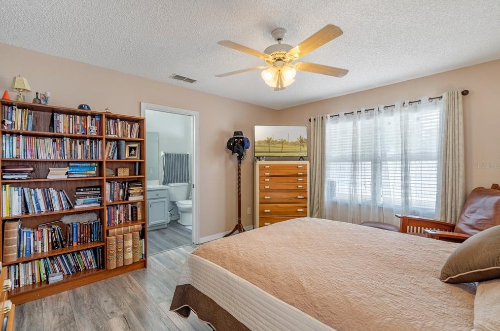 855 Mclean Ct, Orlando FL 32825-6367 exterior