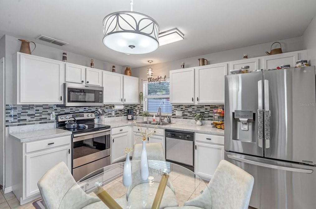 855 Mclean Ct, Orlando FL 32825-6367 exterior