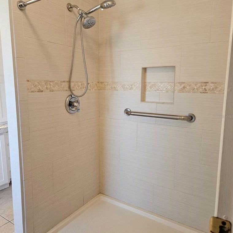 2510 Independence Ln, Saint Cloud FL  34772-8809 exterior
