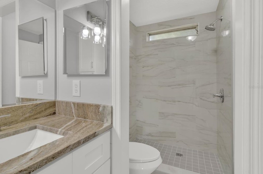 5923 140th Pl, Summerfield FL  34491-7744 exterior