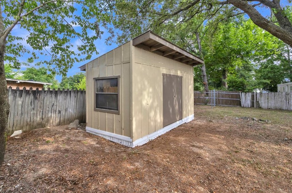 5923 140th Pl, Summerfield FL  34491-7744 exterior