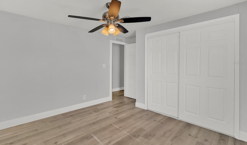 5923 140th Pl, Summerfield FL  34491-7744 exterior