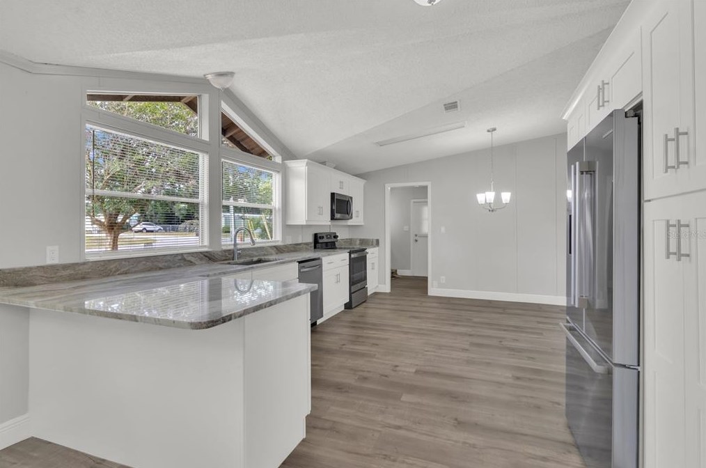 5923 140th Pl, Summerfield FL  34491-7744 exterior