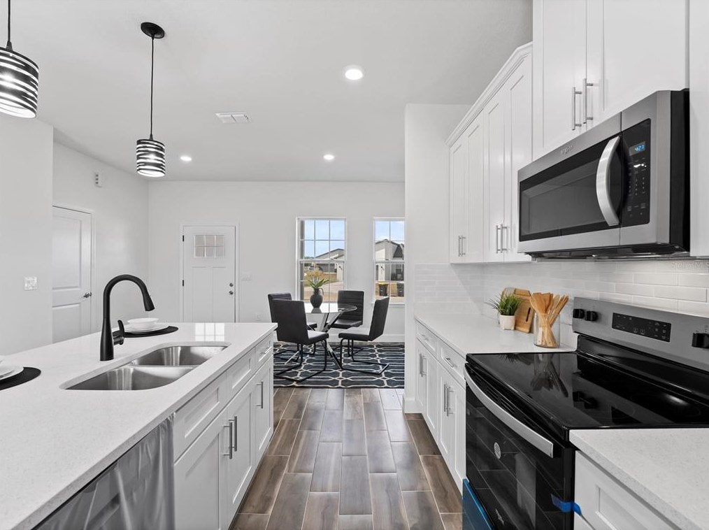 2176 Rio Grande Cyn Loop, Kissimmee FL 34759-5964 exterior