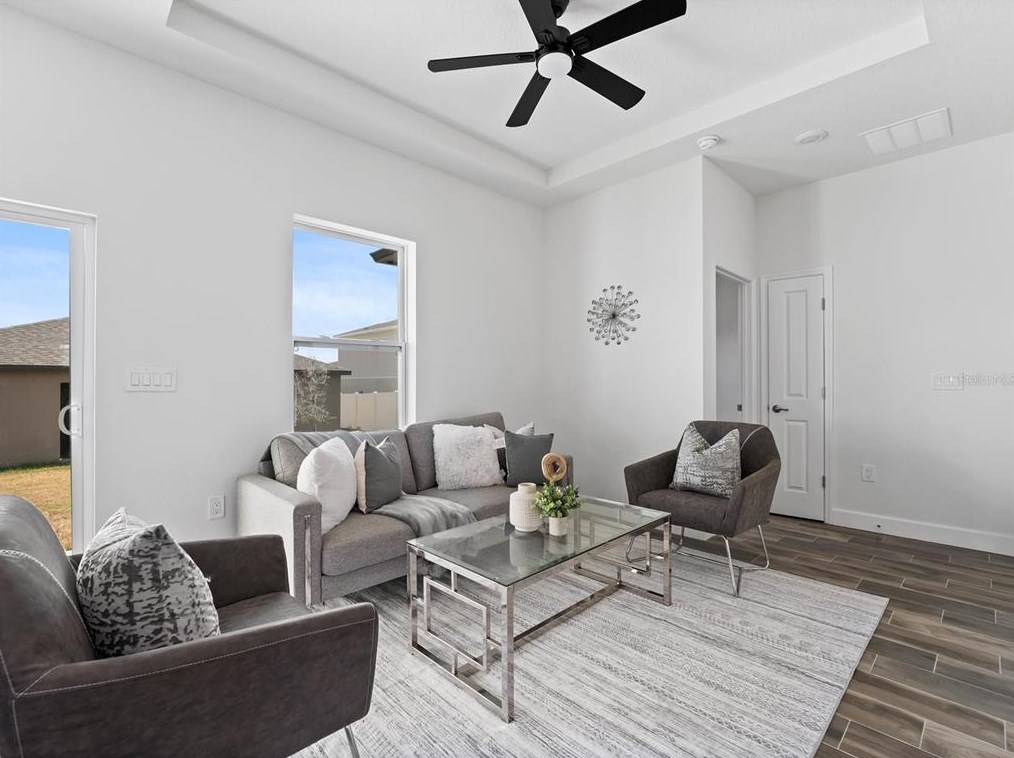 2176 Rio Grande Cyn Loop, Kissimmee FL 34759-5964 exterior